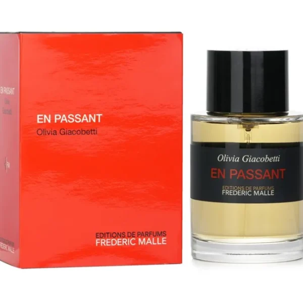 En Passant Eau De Parfum Spray
