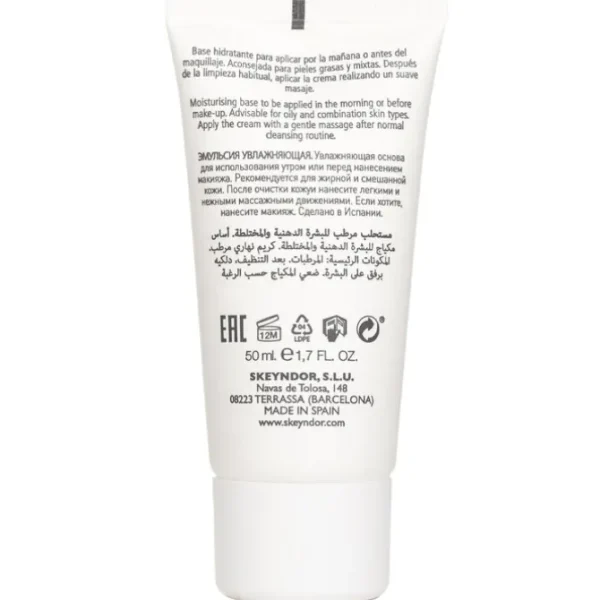 Essential Moisturising Emulsion (For Oily & Combination Skins)