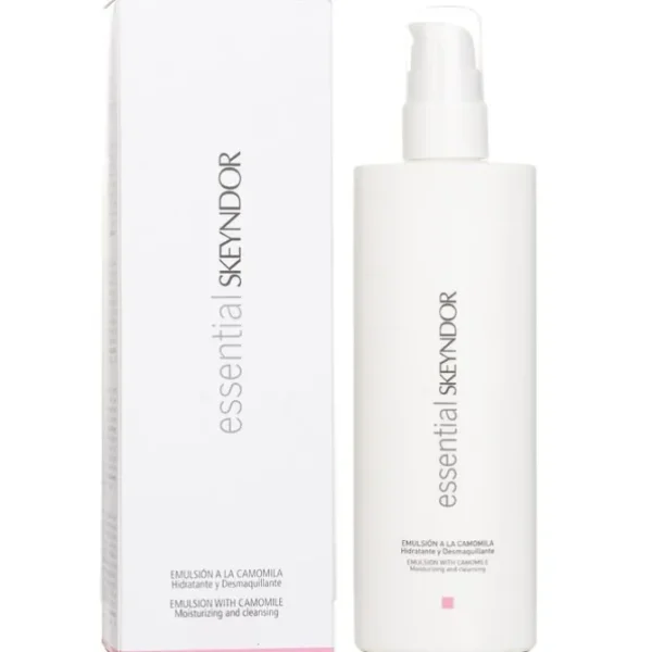 Essential Moisturizing & Cleansing Emulsion With Camomile (Make Up Removing Milk)