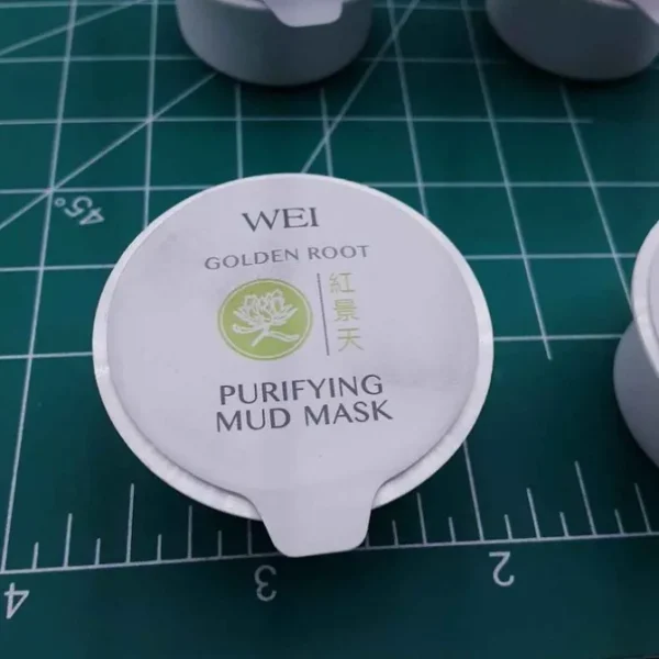 Golden Root Purifying Mud Mask
