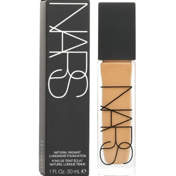 Natural Radiant Longwear Foundation