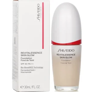 Revitalessence Skin Glow Foundation SPF 30