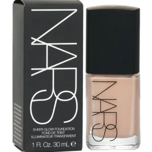 Sheer Glow Foundation