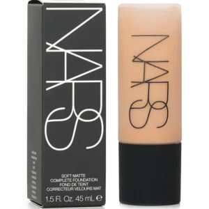 Soft Matte Complete Foundation