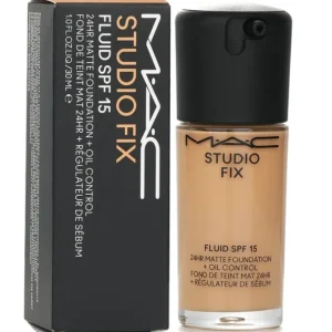 Studio Fix Fluid Foundation SPF 15