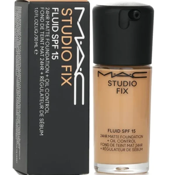 Studio Fix Fluid Foundation SPF 15