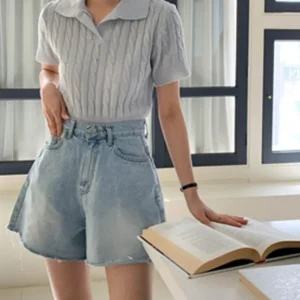 Twist Short Sleeve Collar Knitwear