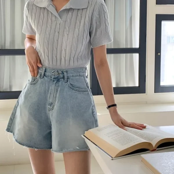 Twist Short Sleeve Collar Knitwear