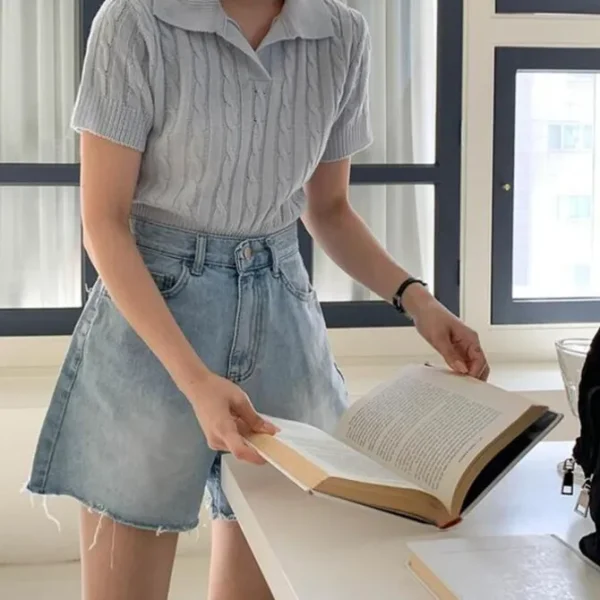 Twist Short Sleeve Collar Knitwear